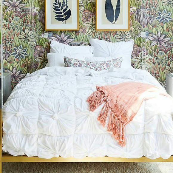 Anthropologie Bedding Anthropologie Lazybones Rosette White King